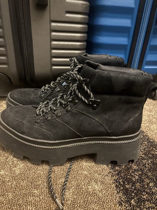 Обувки на pull and bear и lc waikiki