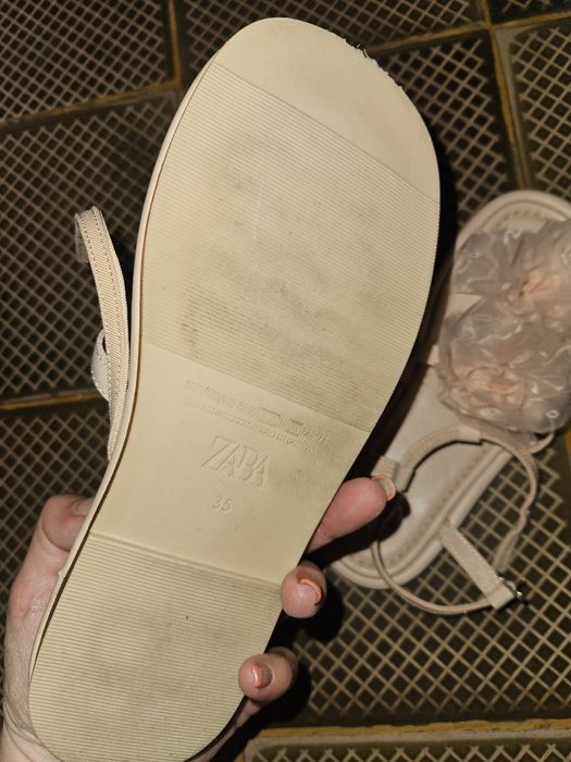 Сандали 35 номер за тясно краче