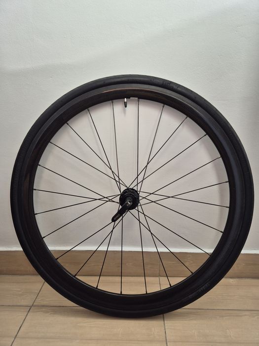 Roata carbon cursiera 28 700c