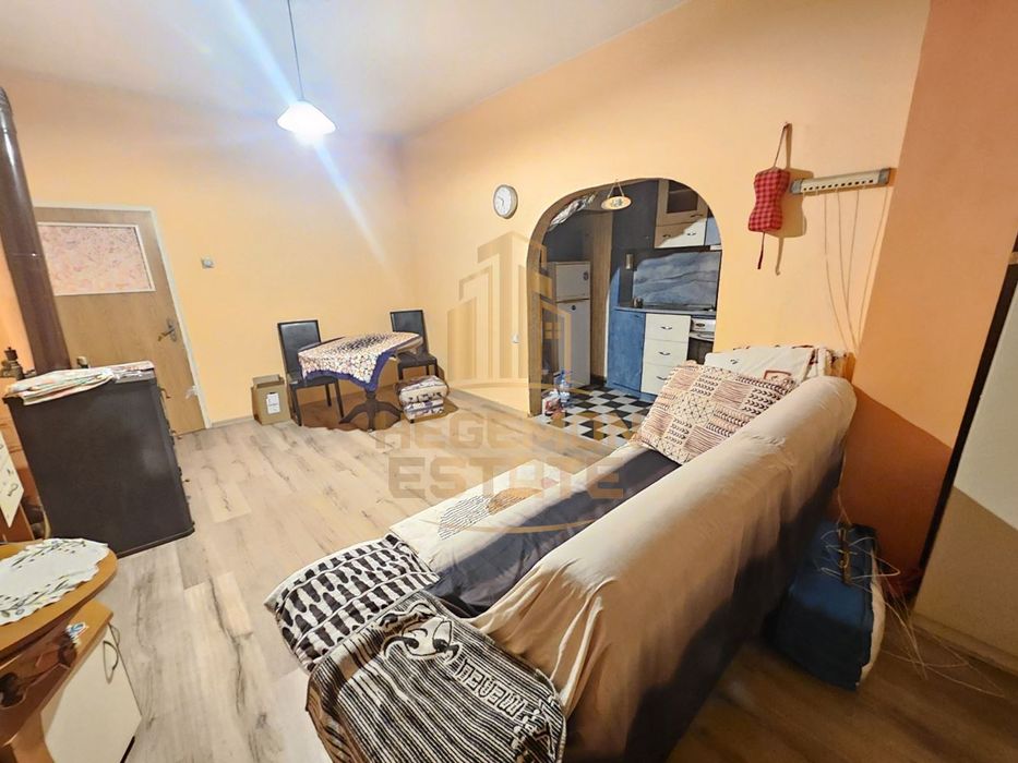 3-стаен в Варна-Гръцка махала площ 100 цена 400000