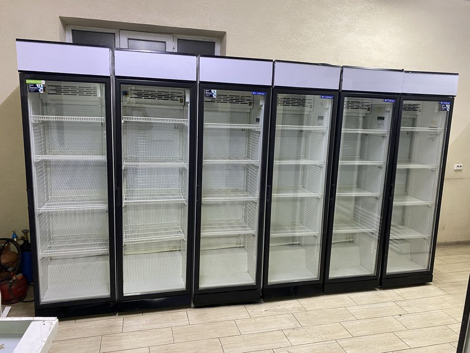 Витриные холодильники