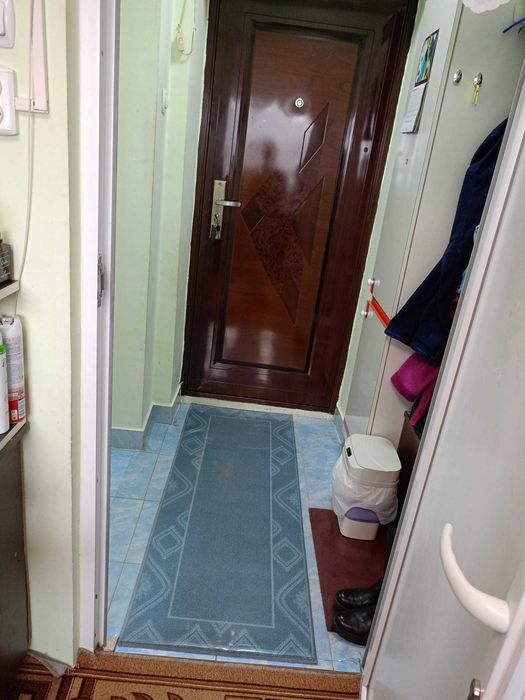 Proprietar vand apartament 2 camere 15500 eur