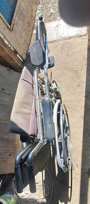 Căruț, scaun cu roți Lumex