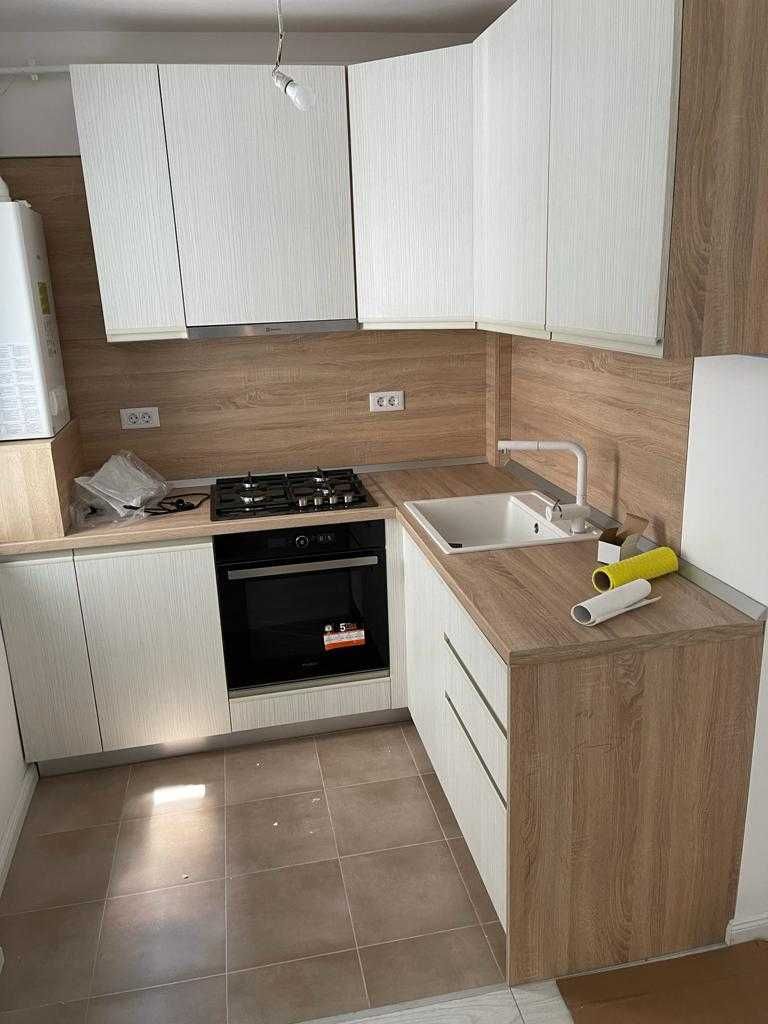 Mobilier bucătărie modern – colțar în L – REDUCERE predare rapidă