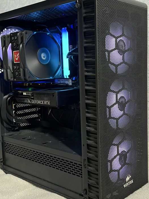 Игровой компьюетр, все новое и на гарантии. Документы имеются!