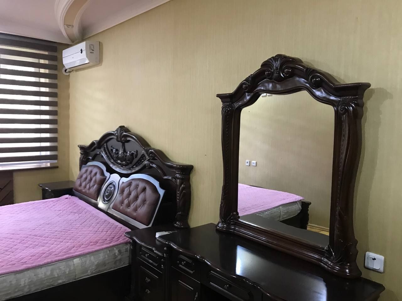 Toshkent sity  Chorsu  Drujba S 14da Inastranslarga yoki oilaga makler