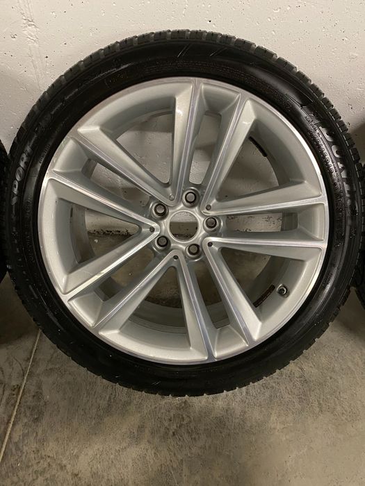 Зимни гуми с джанти за BMW G11 G12 245/45/19