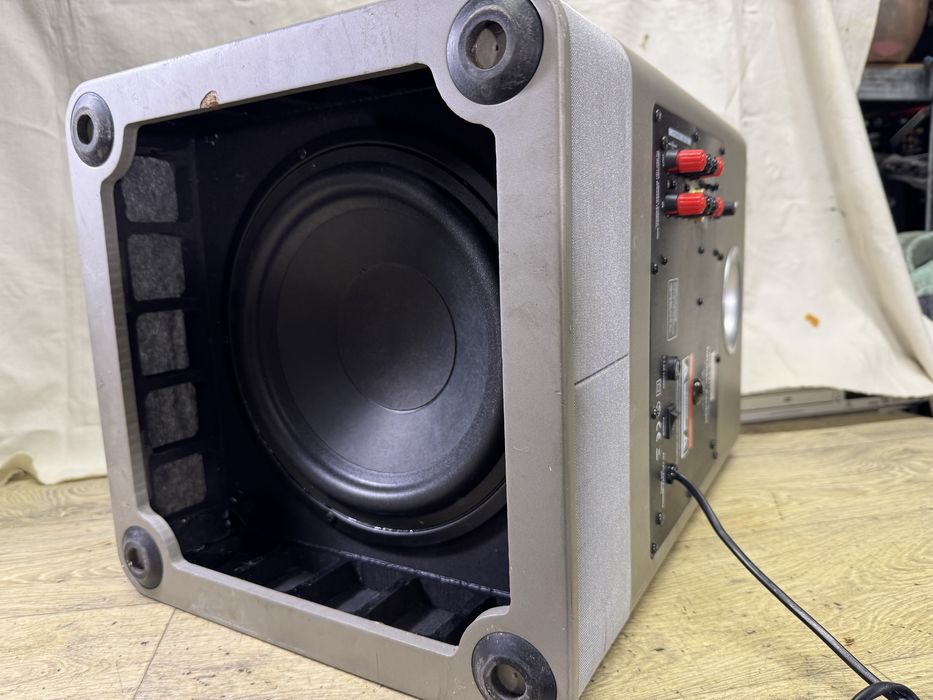Harman Kardon TS11 Активен Subwoofer 10”