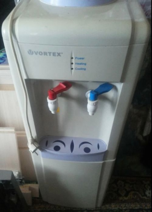 Dozator Dozatoare de apa in picioare Vortex Rohnson cu mini frigider