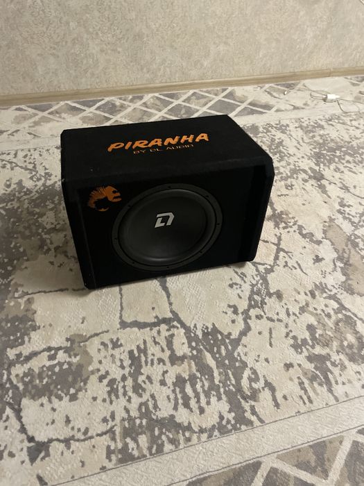Продам сабвуфер срочно
