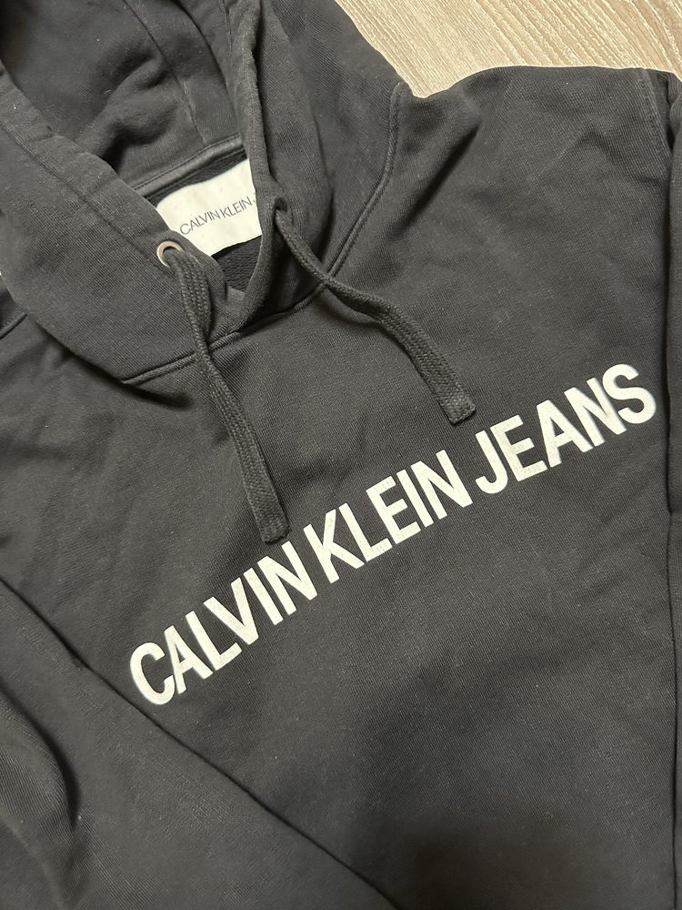 Суитчъри Calvin Klein Tommy Hilfiger