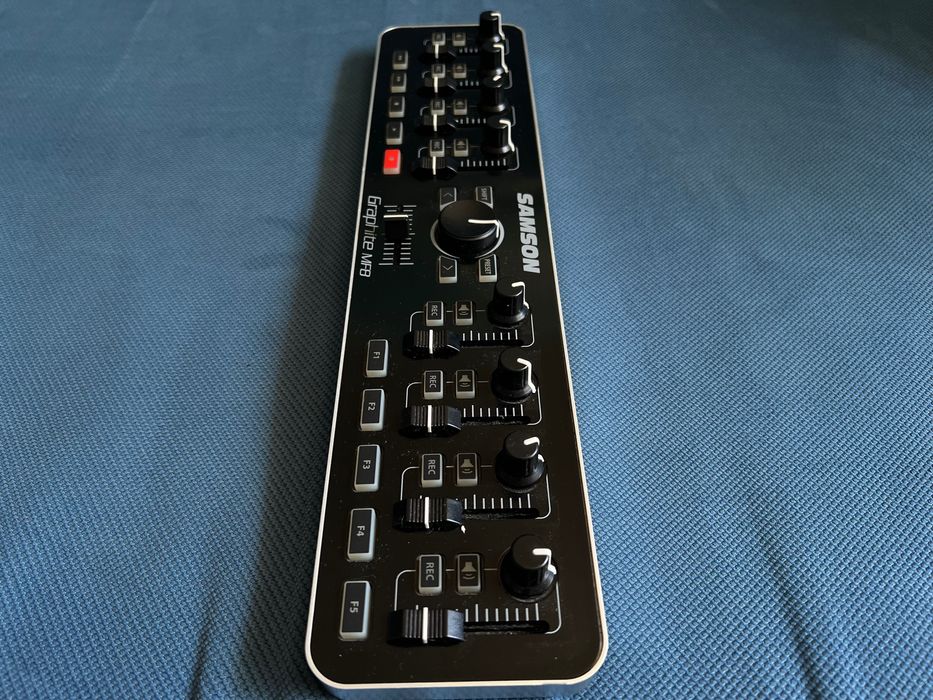 Samson Graphite MF8