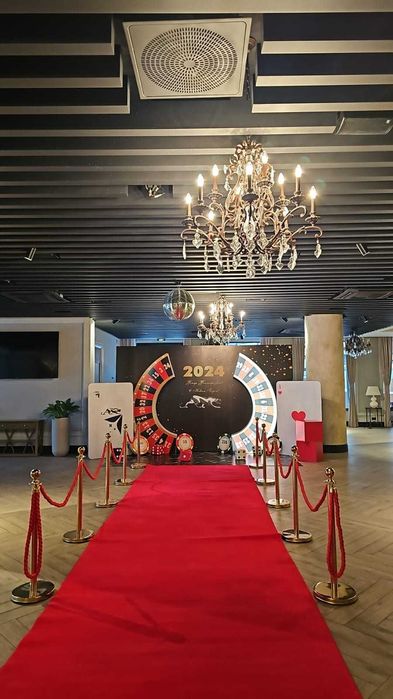 Стойки парфлексы красные дорожки фан барьеры прокат аренда