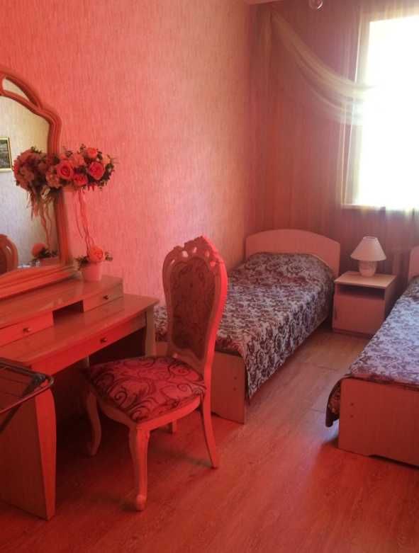 Дава се под наем Двустаен апартамент в Пловдив, Център - 60 кв.м за 255 € - Снимка #1