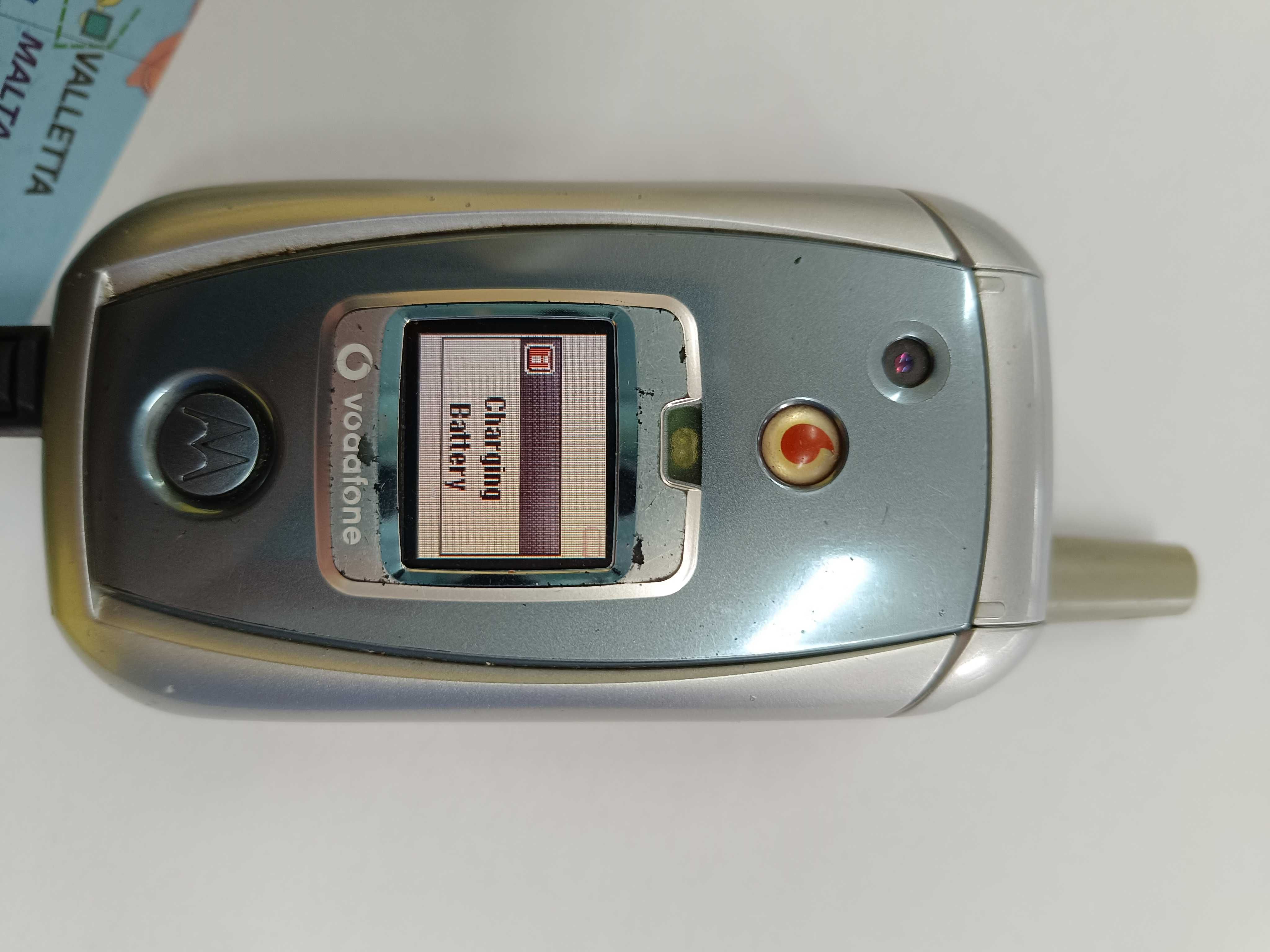 Мобилен телефон Motorola V980