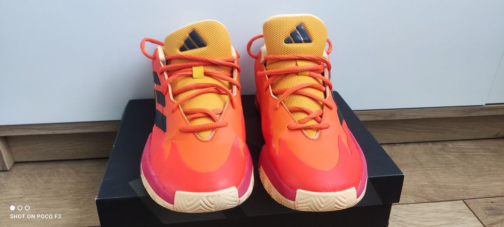 Маратонки ADIDAS 38 2/3