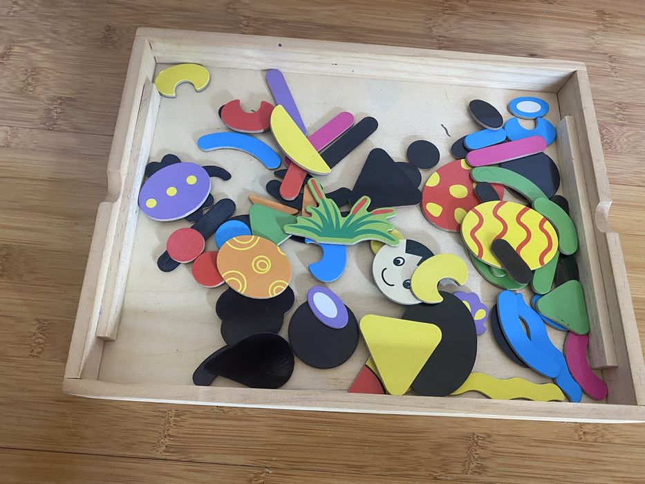 Магнитна занимателна дъска