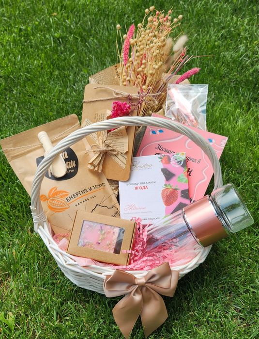 Подарък. Бутикова подаръчна кошница Detox