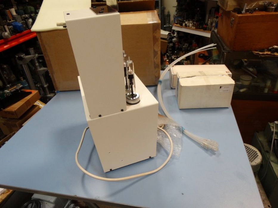 Лабораторен диспенсер OP-930/1