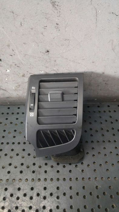 Grila aer bord stanga chevrolet captiva c100 c140