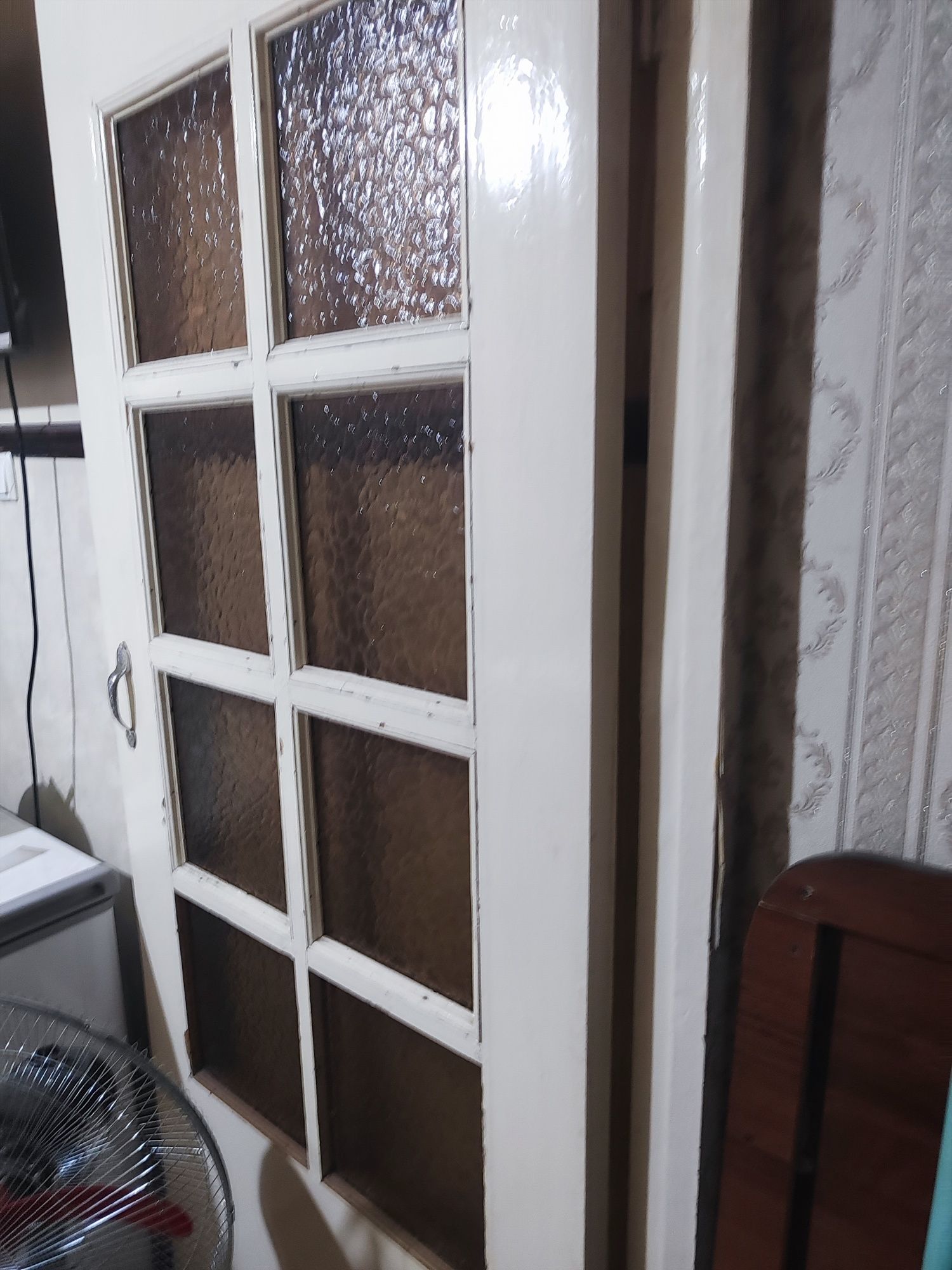 Двери по 100 тысяч каждый