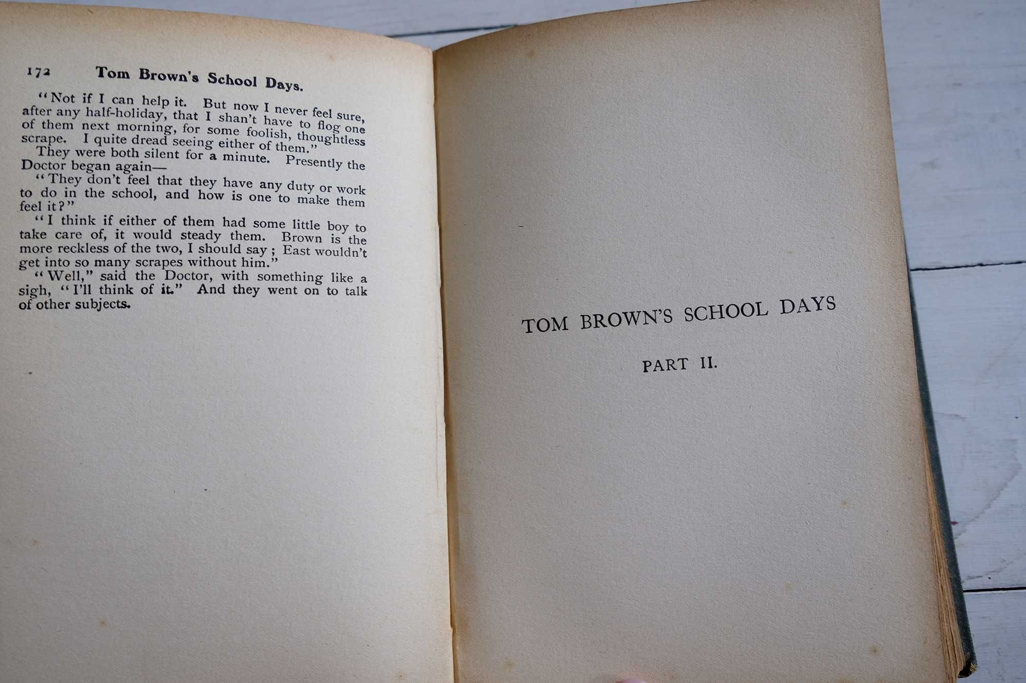 Thomas Hughes - Tom Brown's School Days антикварная книга