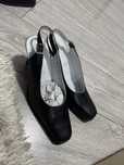 Pantofi din piele
