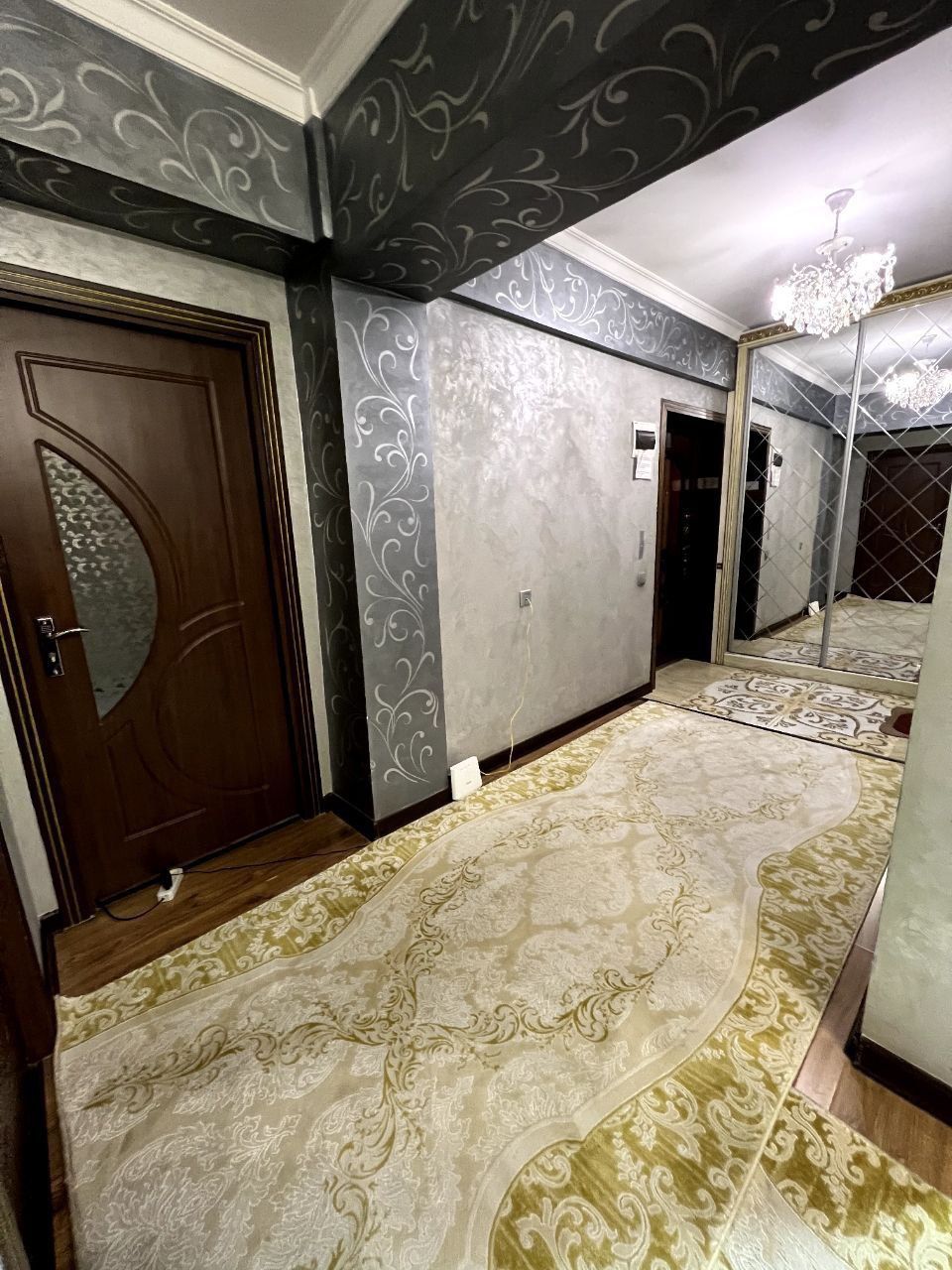 #Продажа квартиры 
Район - #Алмазар
Ориентир - #Нурафшон  #Чигатойбаза