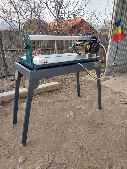 Masina de taiat gresie/faianta etc cu apa