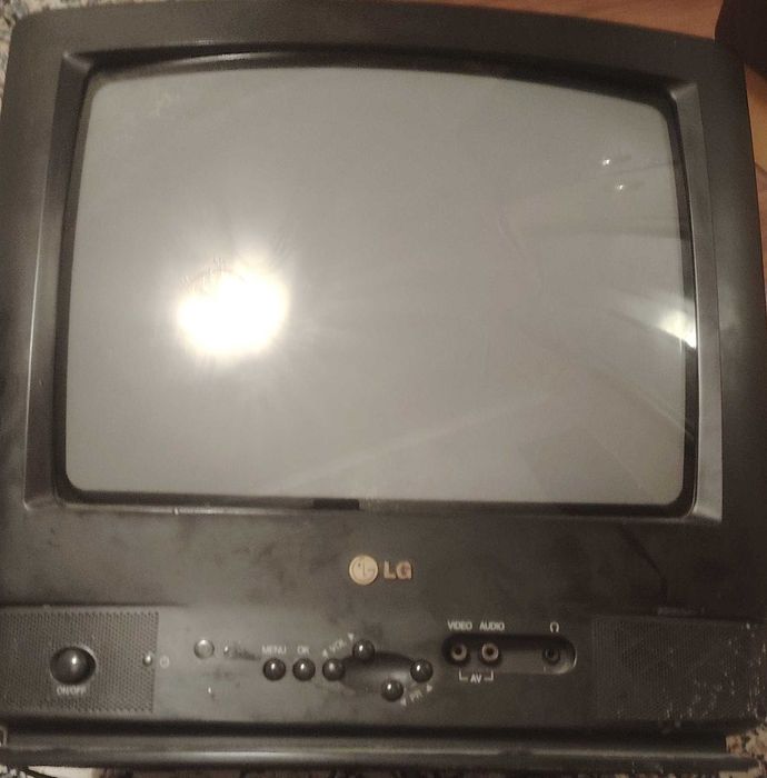 Продам Телевизор бу LG