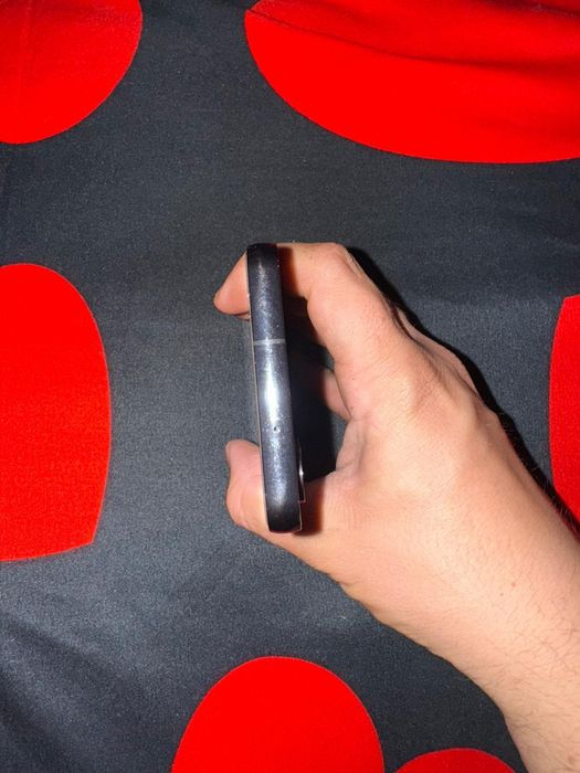 Vând/Schimb Samsung S23 cu Iphone