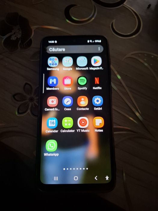 Dones telefon samsung a35s