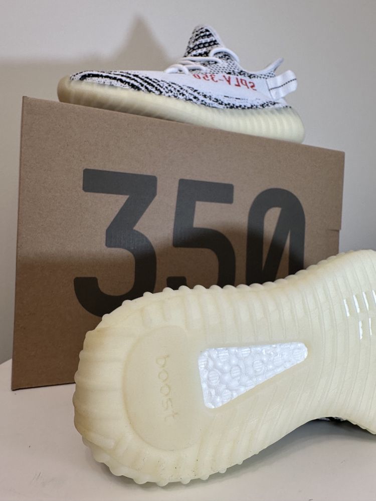 Reducere ! Yeezy Boost 350 - Zebra (Alb+Negru)