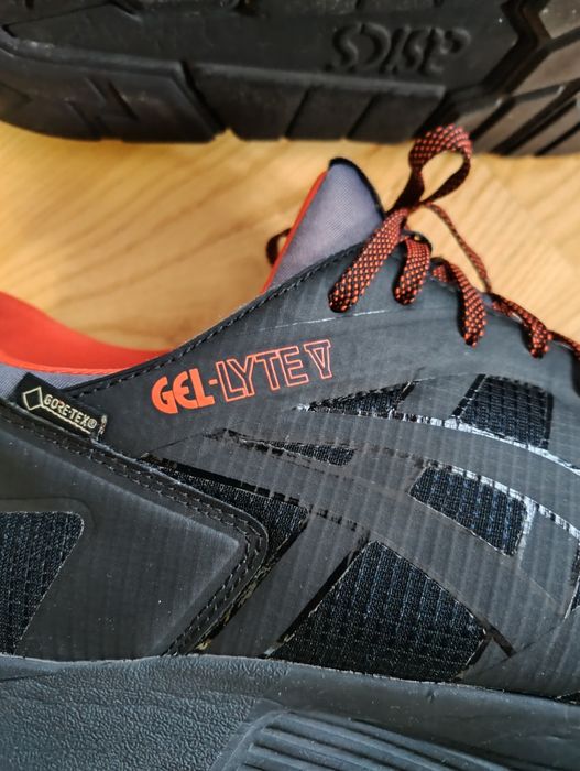 Asics mărime  44-44.5, 28.4 cm goretex gtx Gel lite 5