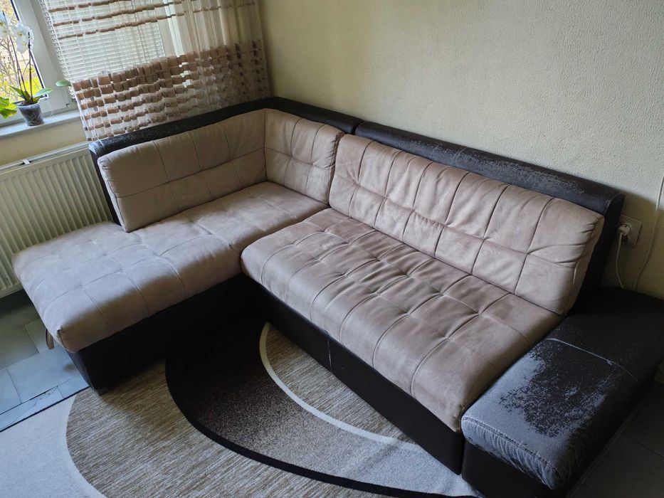 Разтегателен диван с ракла