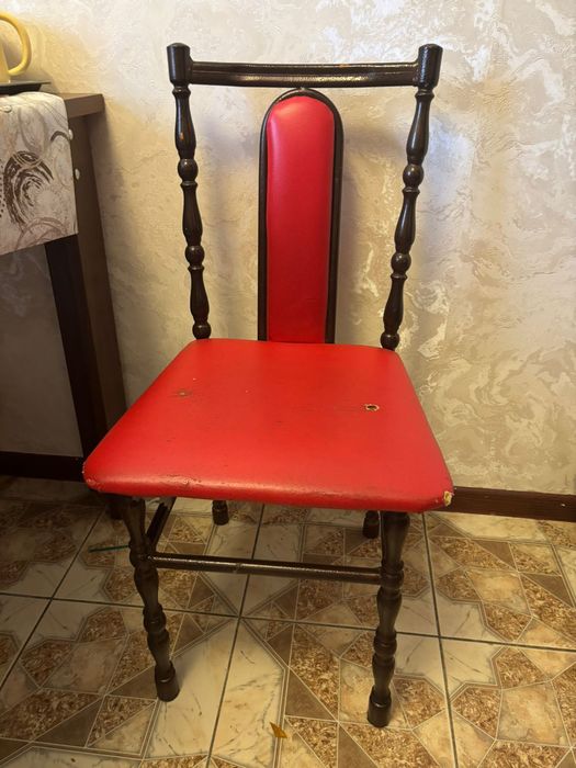 Стул для кухни и зала