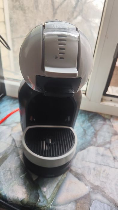 Продам кофемашину Nescafe Dolce Gusto
