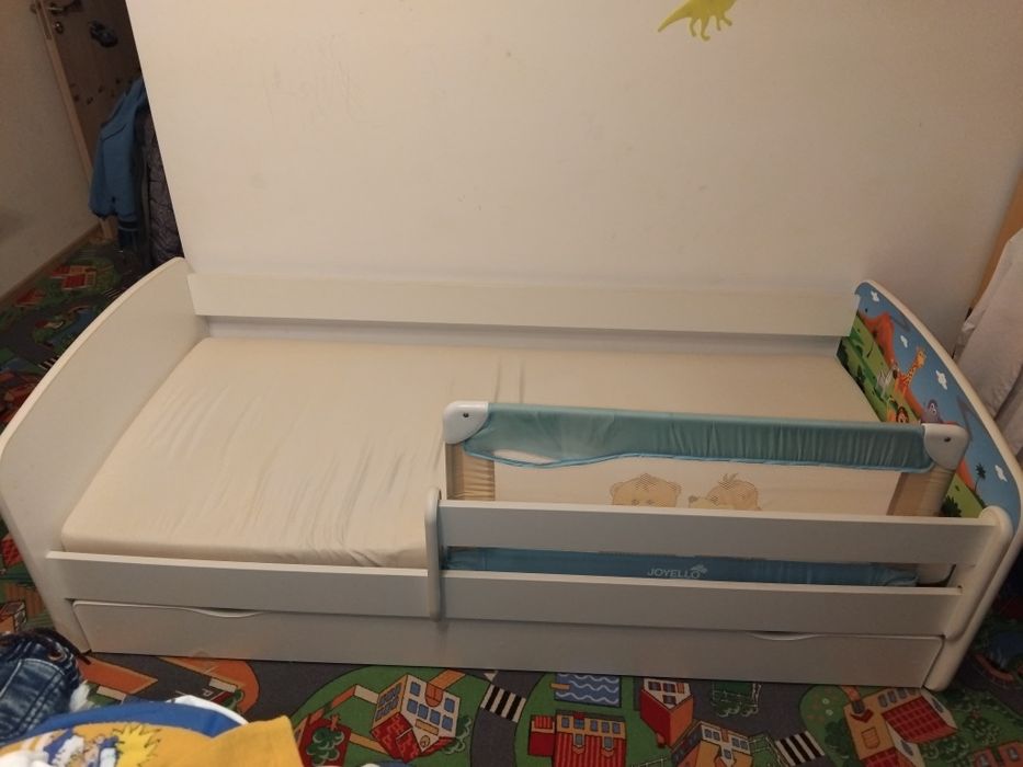 Pat copii cu spatiu depozitare si saltea inclusa