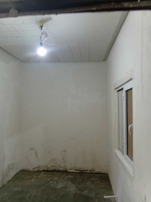 Шайхонтохир самарканд дарвозада 2/7/12. Квартира  сотилади.нархи 63000