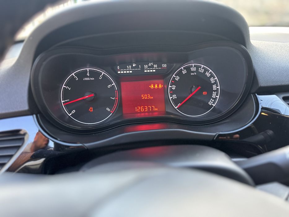 Opel Corsa 2018 1.4i бензин/газ нова газова на няколко месеца