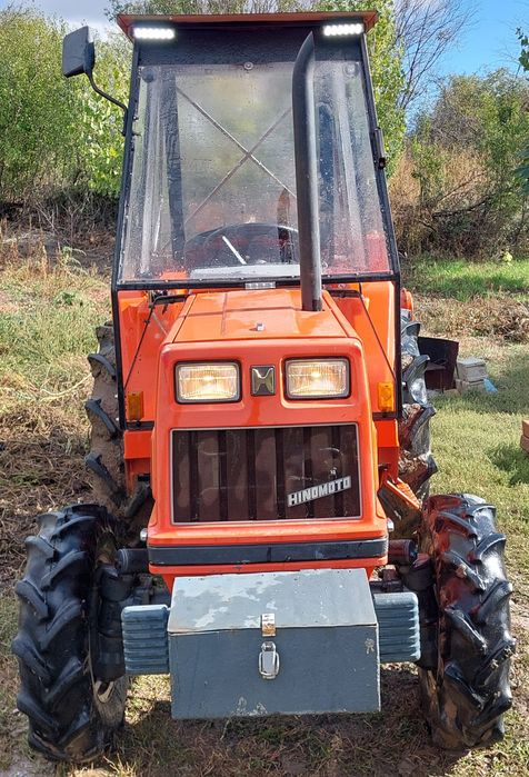 Vand Tractor 24 cp  4x4 plug si freza