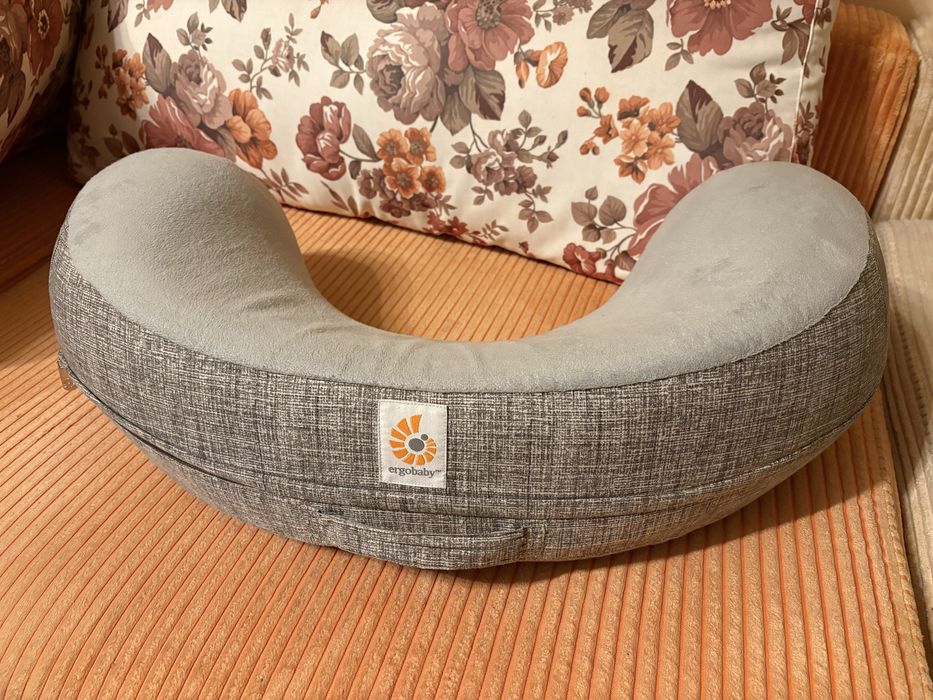 Възглавница за кърмене Ergobaby