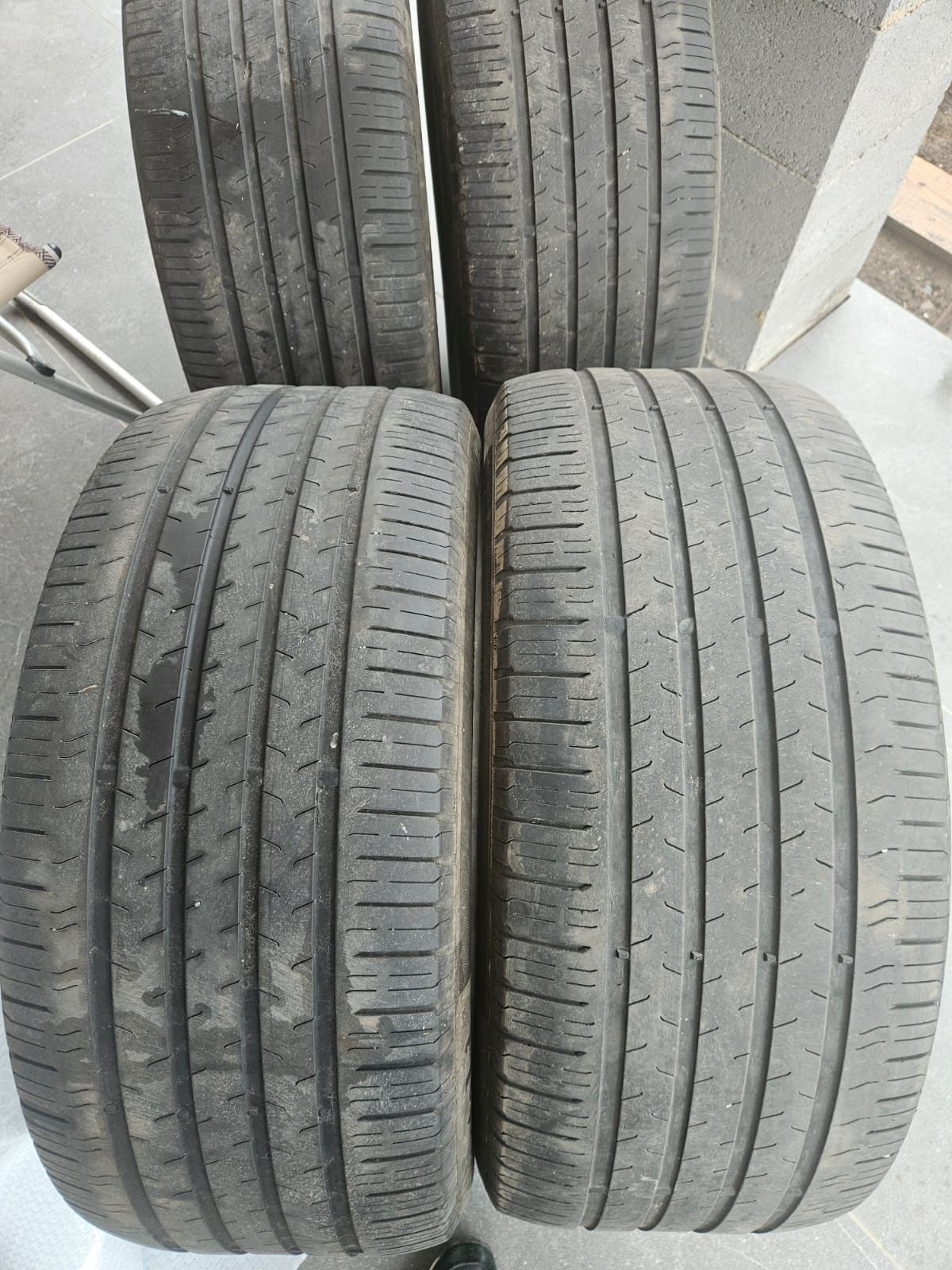 275 45 R20 Continental vara