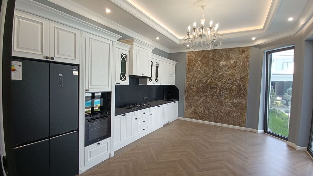 Новый евро дом 3 уровня,5,8соток,8комнат+2холла,ул.Шуртепа,Центр Лунач