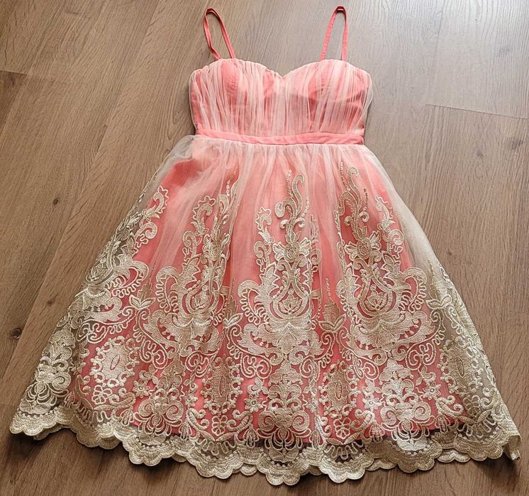 Rochie de ocazie New Look Laced in Love