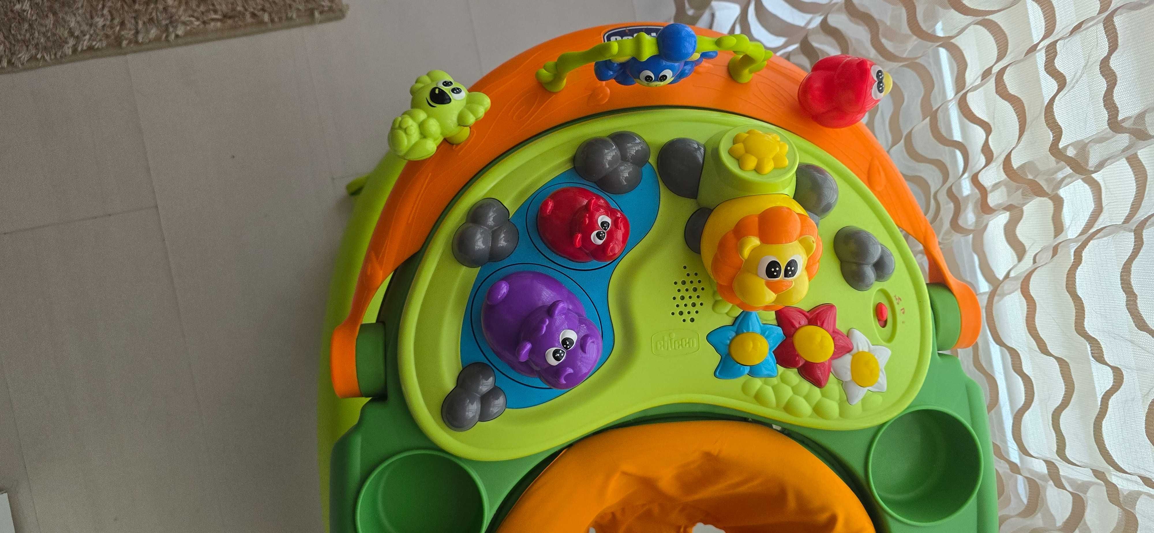Продавам проходилка Chicco Walky Talky Green Wave