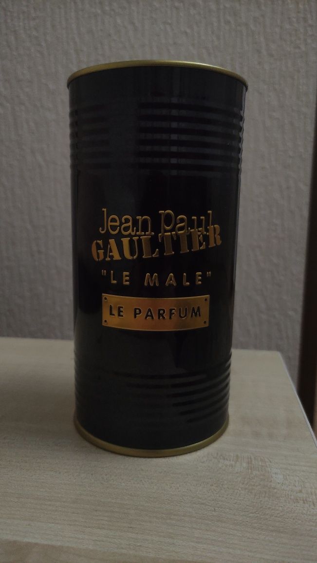 Jean Paul Gaultier Le Male Le Parfum.
