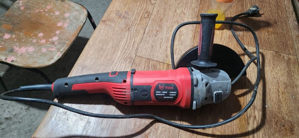 Болгарка 180 размер