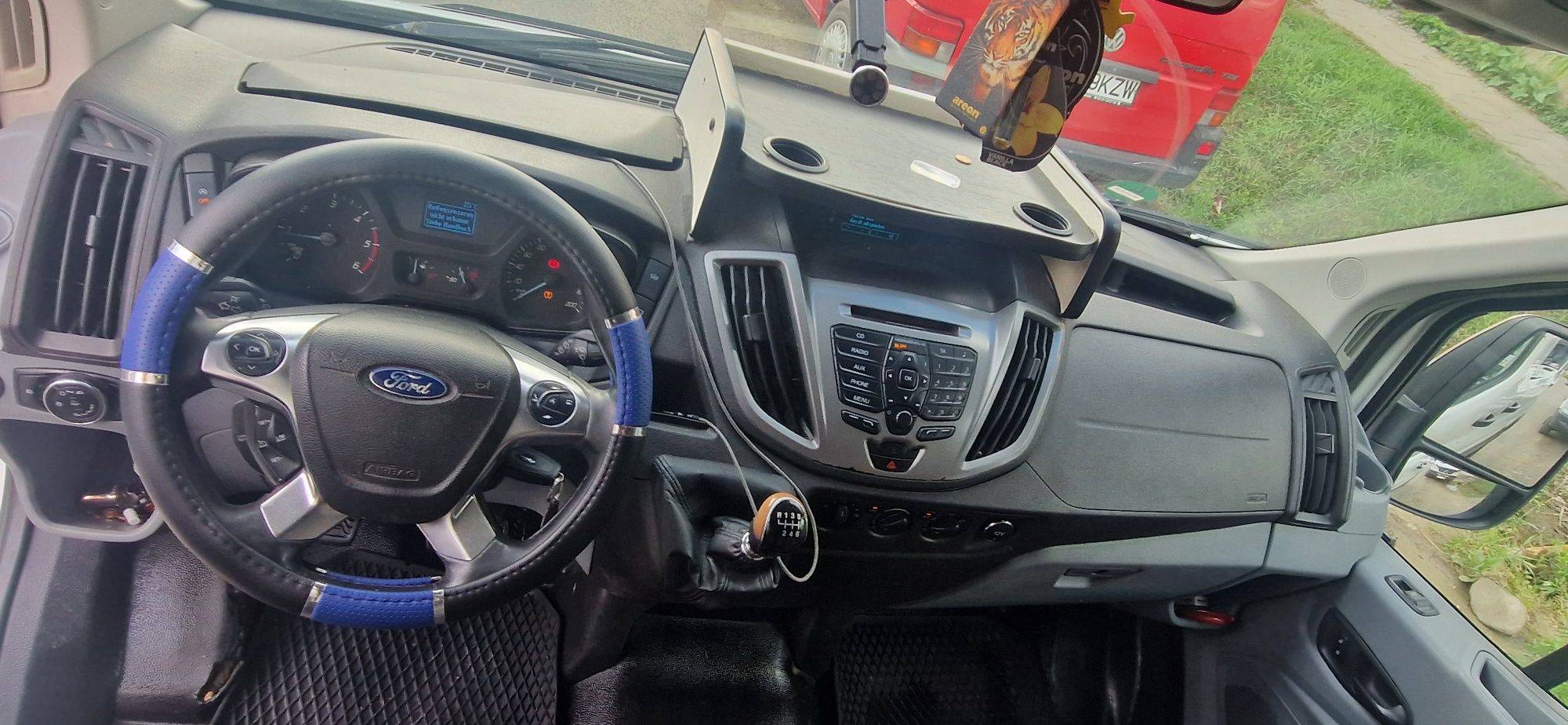 Vând Ford Transit 2.2 TDCI 155CP 2016
