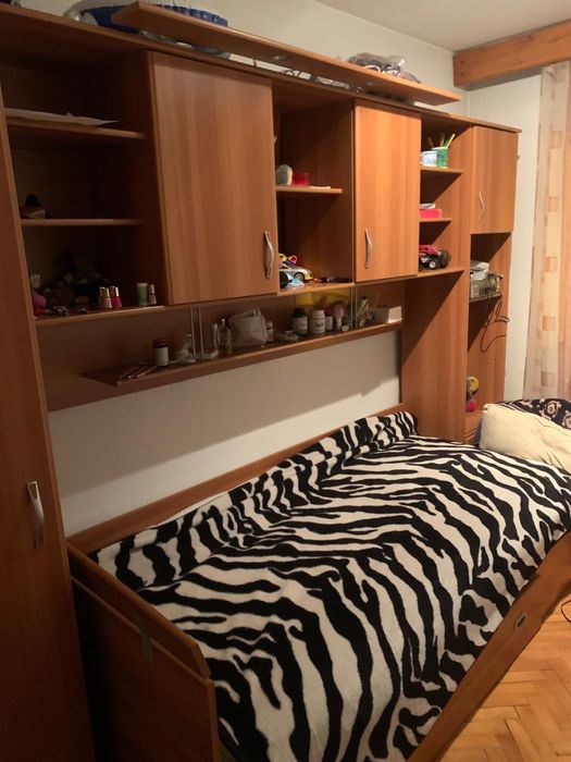 Set mobila living si pat